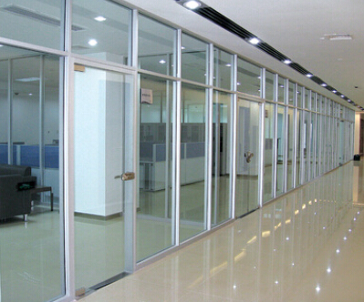 大連玻璃隔斷
大連玻璃隔斷