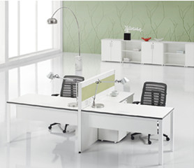 大連玻璃隔斷廠家
大連玻璃隔斷廠家